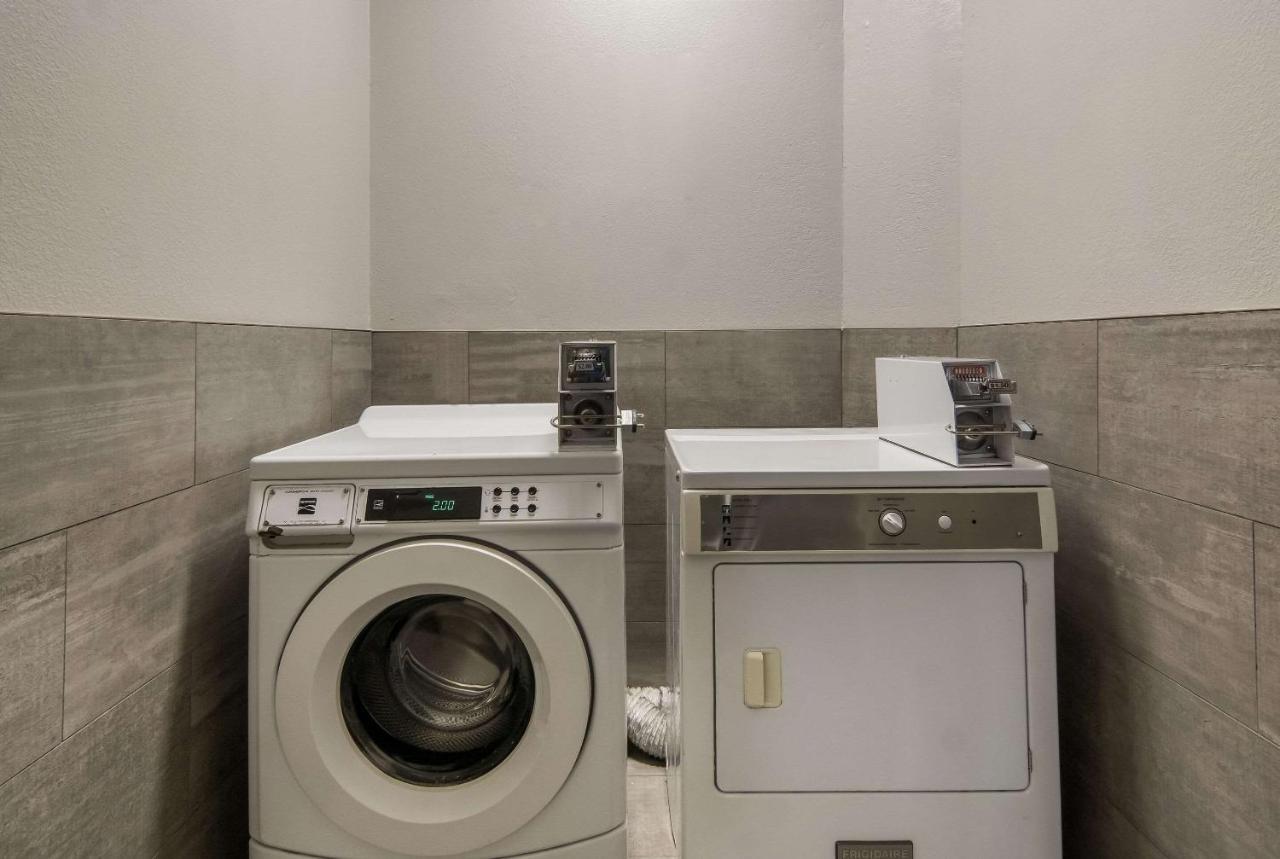 Quality Inn & Suites Waco Buitenkant foto