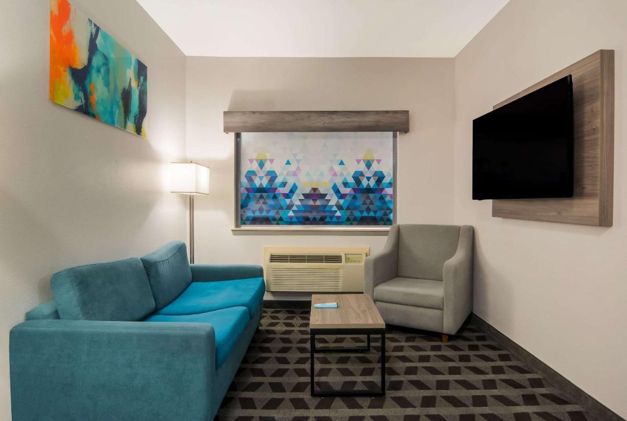 Quality Inn & Suites Waco Buitenkant foto